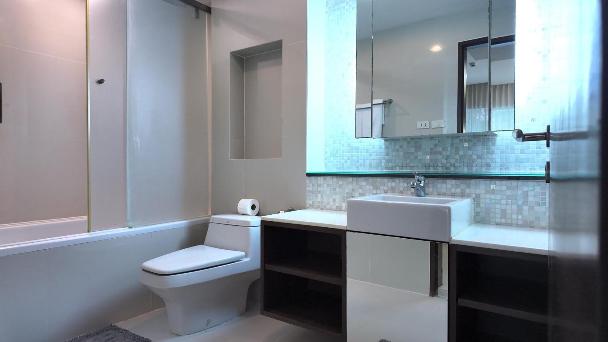 Charan Tower Residences By Aspira Bangkok Eksteriør billede